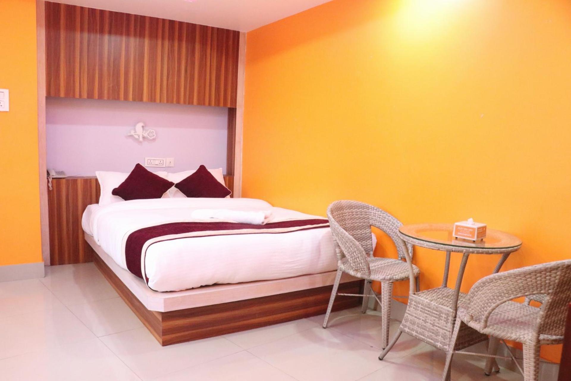 Om Tandoori Hotel 加德满都 外观 照片